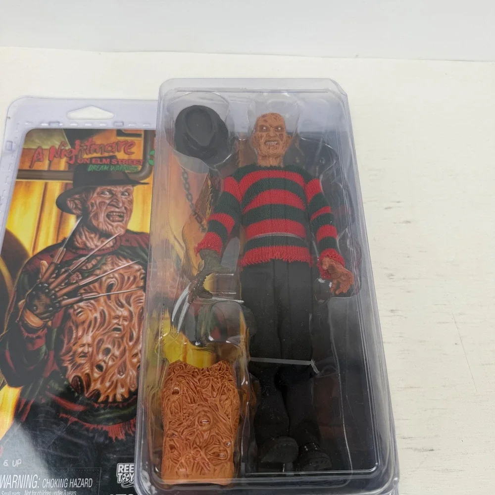 NECA Nightmare on Elm Street 3 Dream Warriors Freddy Krueger 8" Clothed Figure - Picture 2 of 3